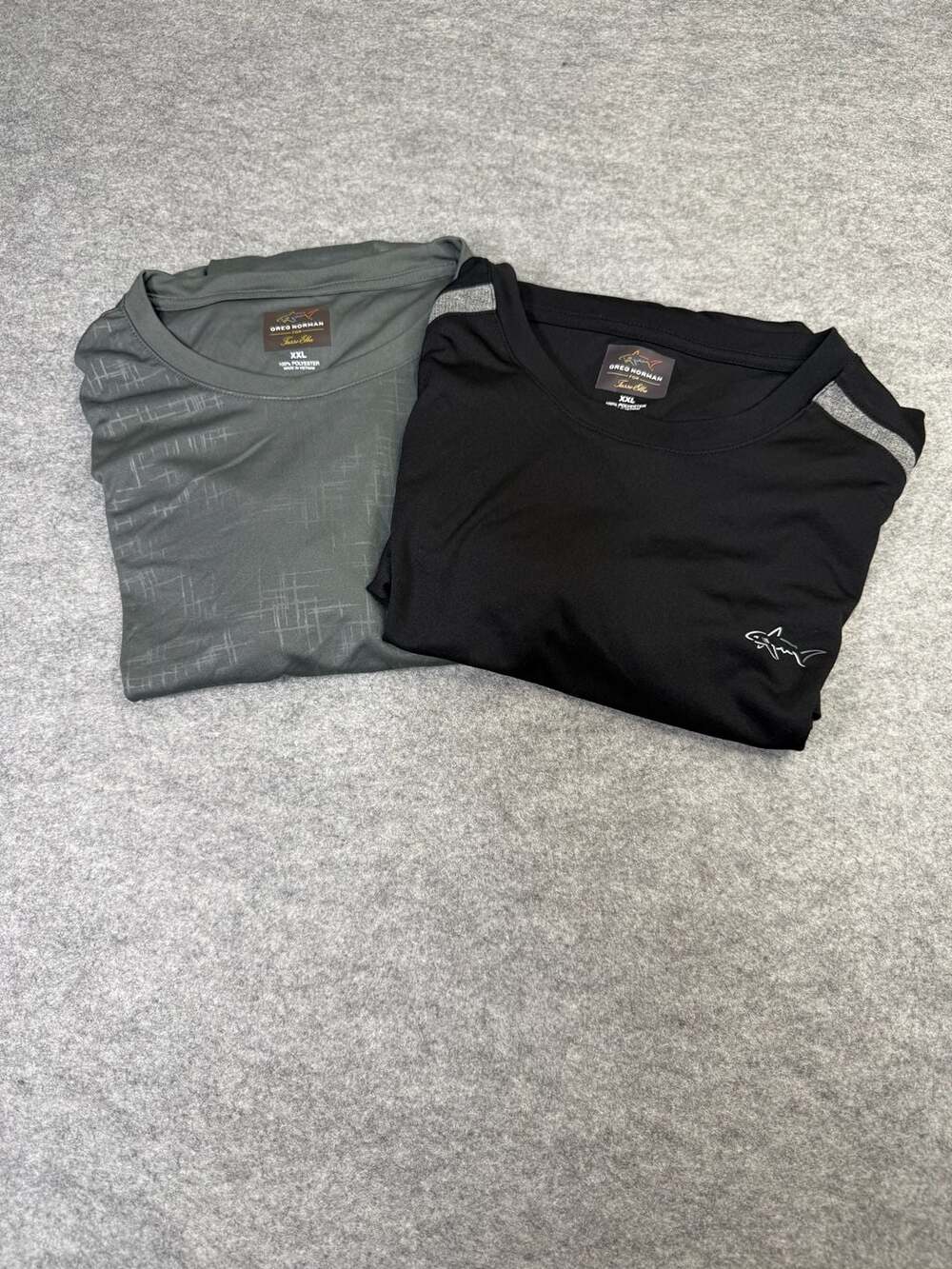 Greg Norman T-Shirt Size XXL 2 Pack Black/Grey. 2- Shirt Bundle